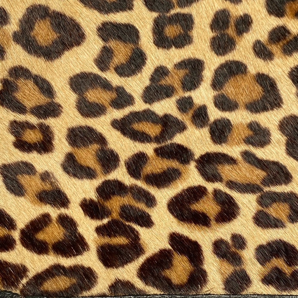 Zippi Leopard Print Leather Crossbody Bag - Picture 3 of 9